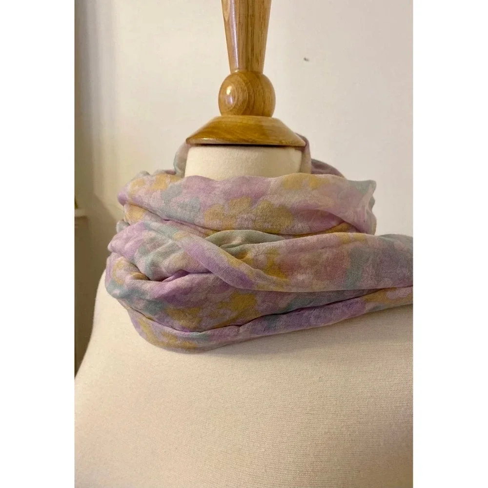 Pastel Floral Scarf‎